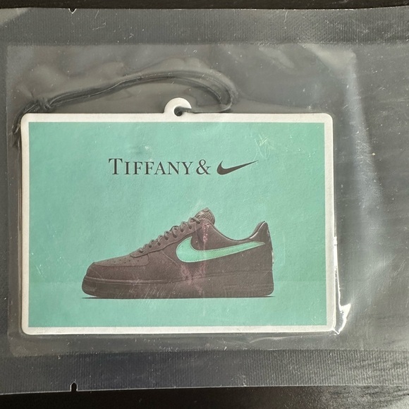 New 5 pack Luxury car air fresheners. - Picture 6 of 6